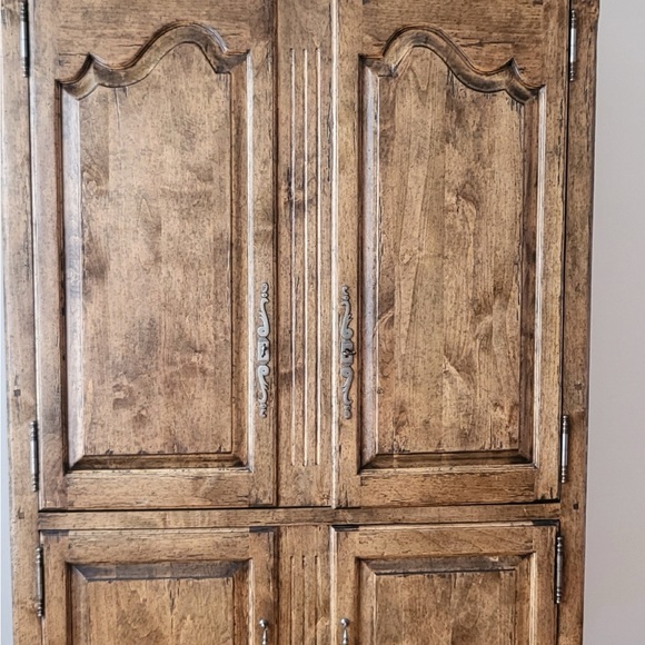 Wedding Dress and Hat - Picture 4 of 6